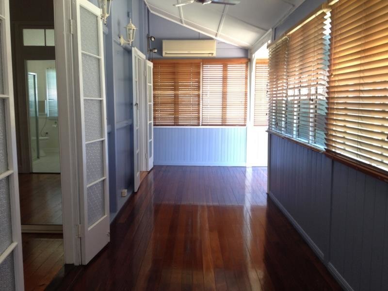 6 Kellow Street, The Range QLD 4700